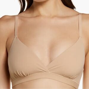 SKIMS Fits Everybody Crossover Bralette